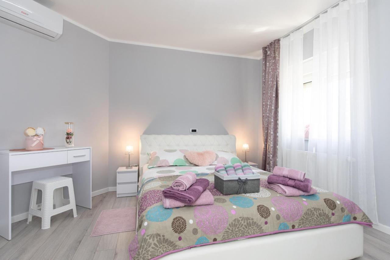 Apartment Odore Di Mare With Beautiful Garden Krk Town Esterno foto