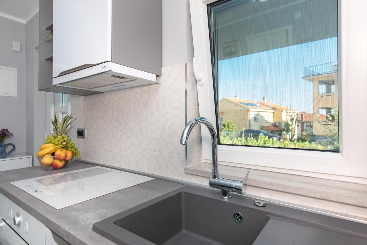 Apartment Odore Di Mare With Beautiful Garden Krk Town Esterno foto