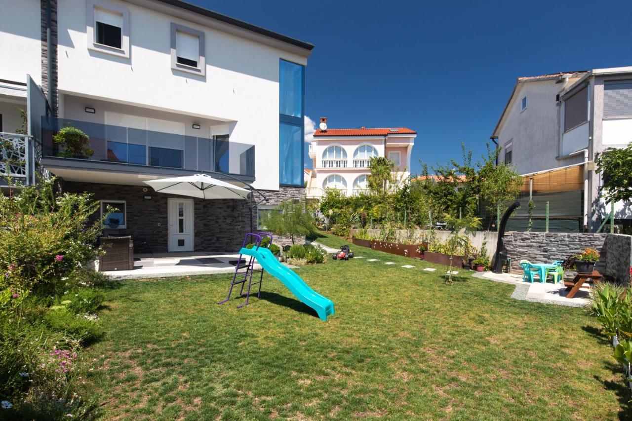 Apartment Odore Di Mare With Beautiful Garden Krk Town Esterno foto